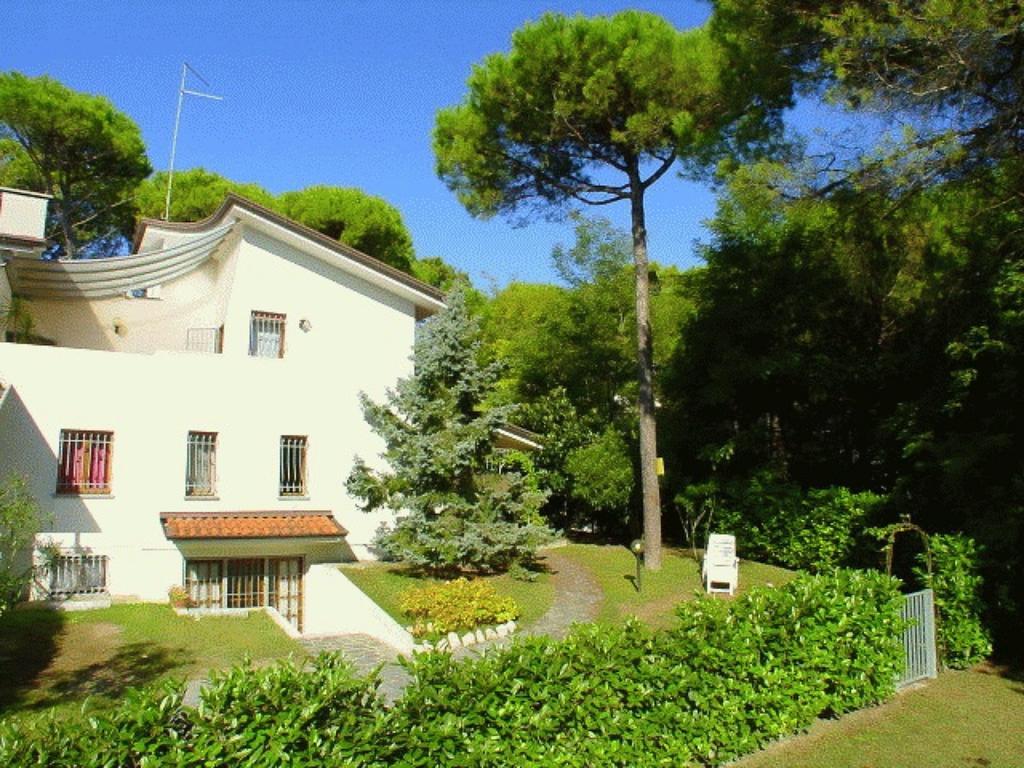 Lignano Riviera With Fireplace & Air Conditioning Lignano Sabbiadoro Exterior photo